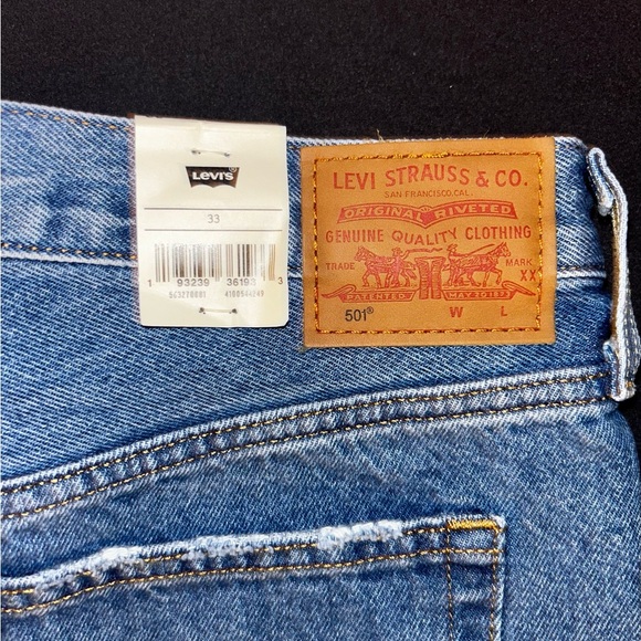 Levi's 501 Original Fit High Rise Women's Shorts - Picture 3 of 7